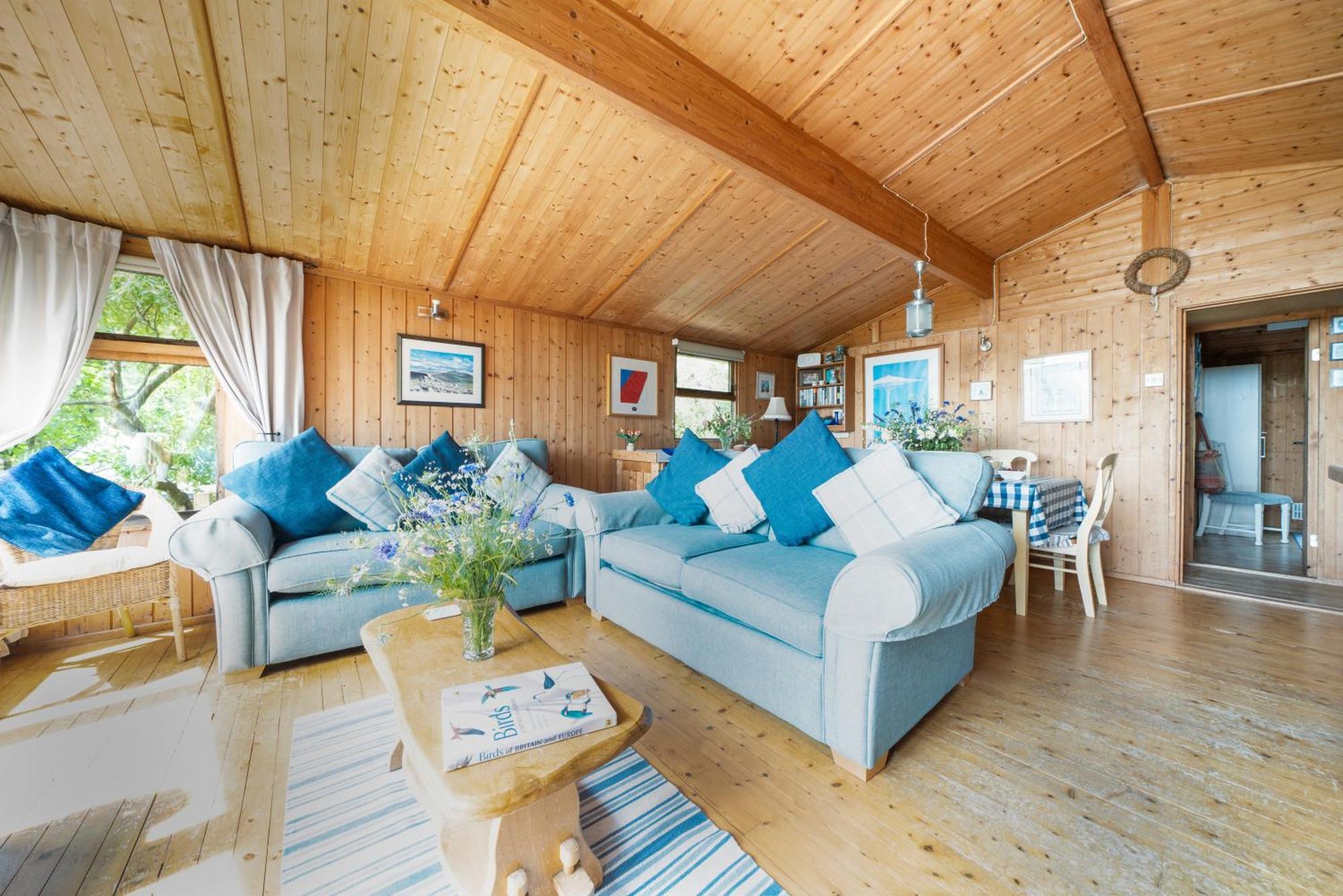 Scandinavian Style Lodge In Rock Wadebridge Exterior photo